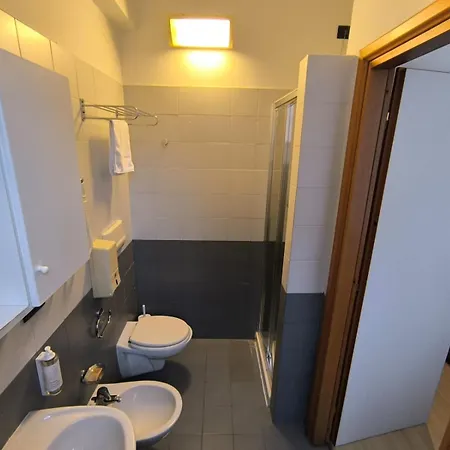 Hotel Ospitalità San Tommaso d'Aquino Bologna Esterno foto