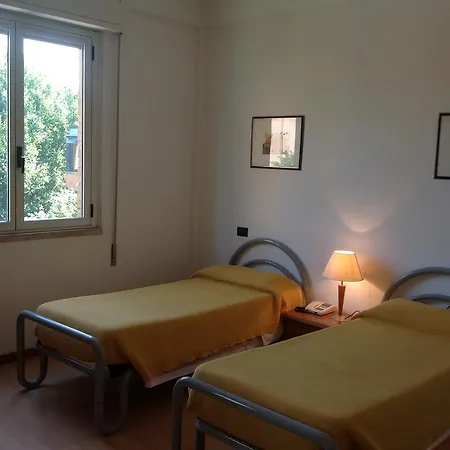 Hotel Ospitalità San Tommaso d'Aquino Bologna Esterno foto