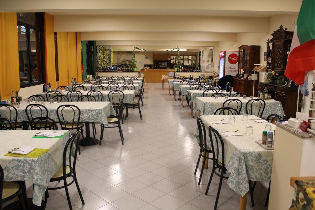 Hotel Ospitalità San Tommaso D'aquino Bologne